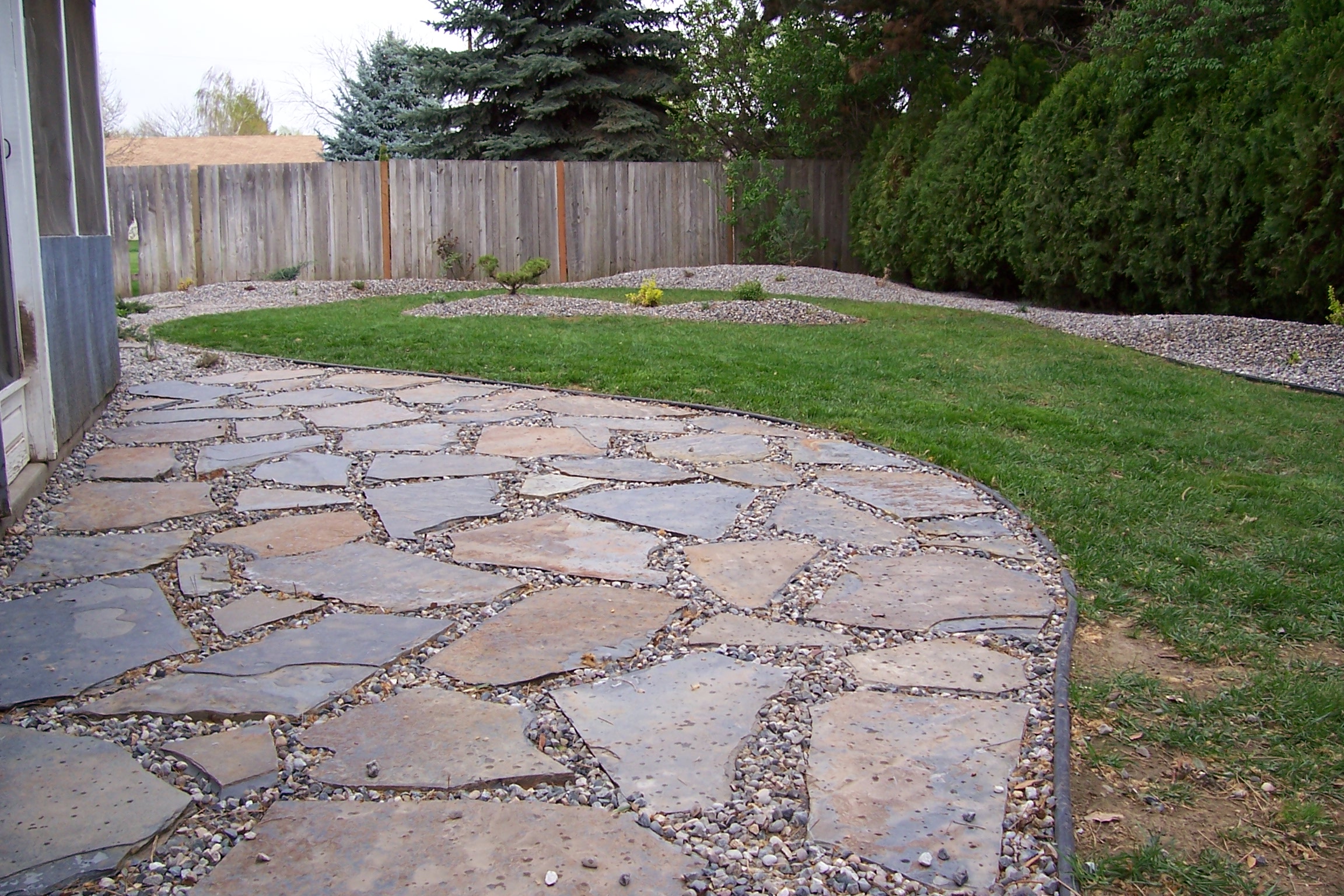 PAVER CONTRACTOR - Concrete, Rock, and Brick Pavers