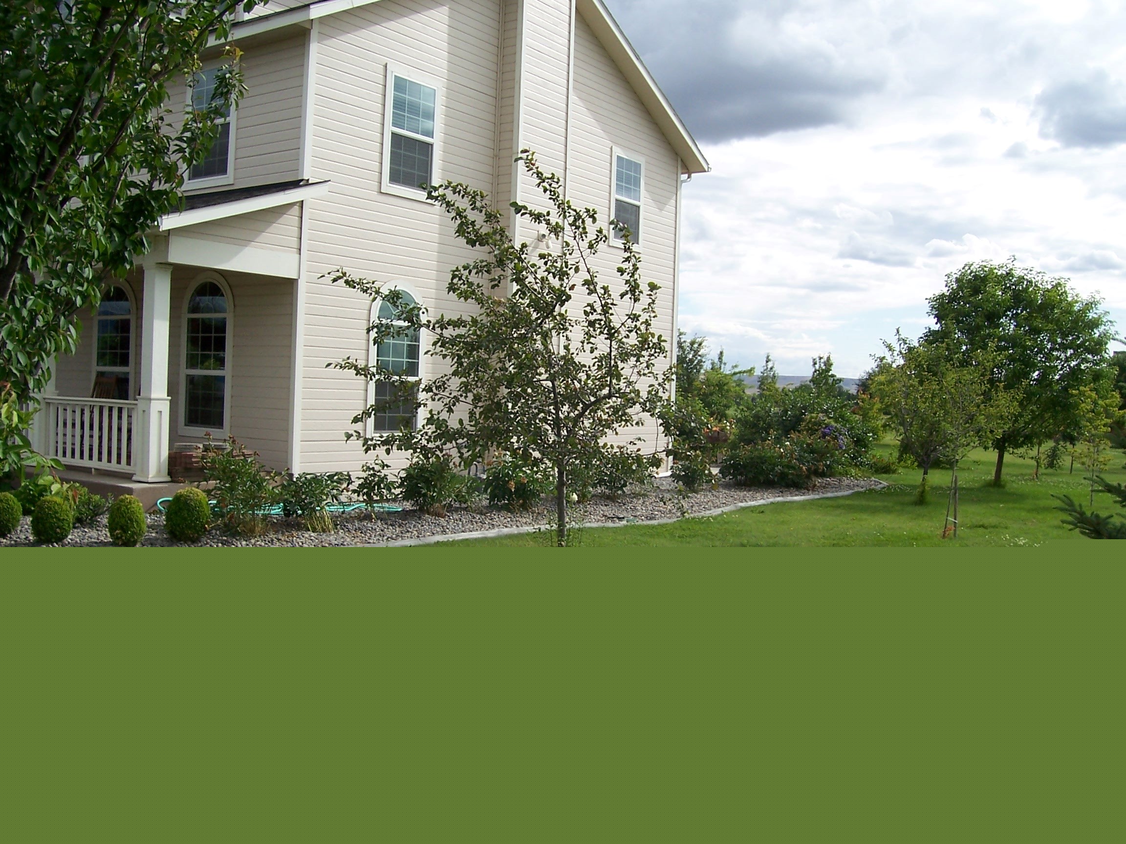 CONCRETE CURBING CONTRACTOR - 1000818