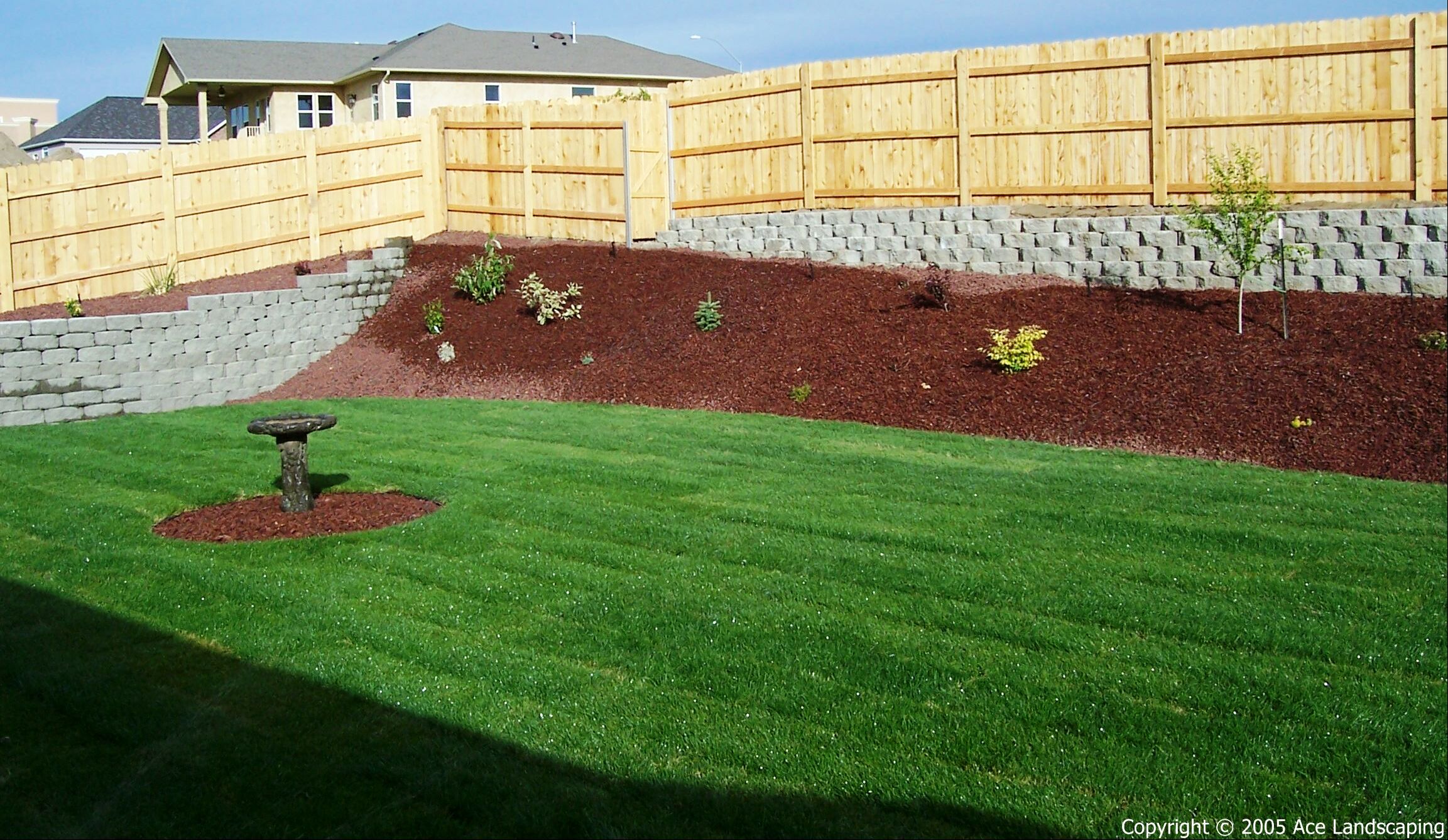 LANDSCAPE MAINTENANCE CONTRACTOR Full Lawn/Yard/Garden Services