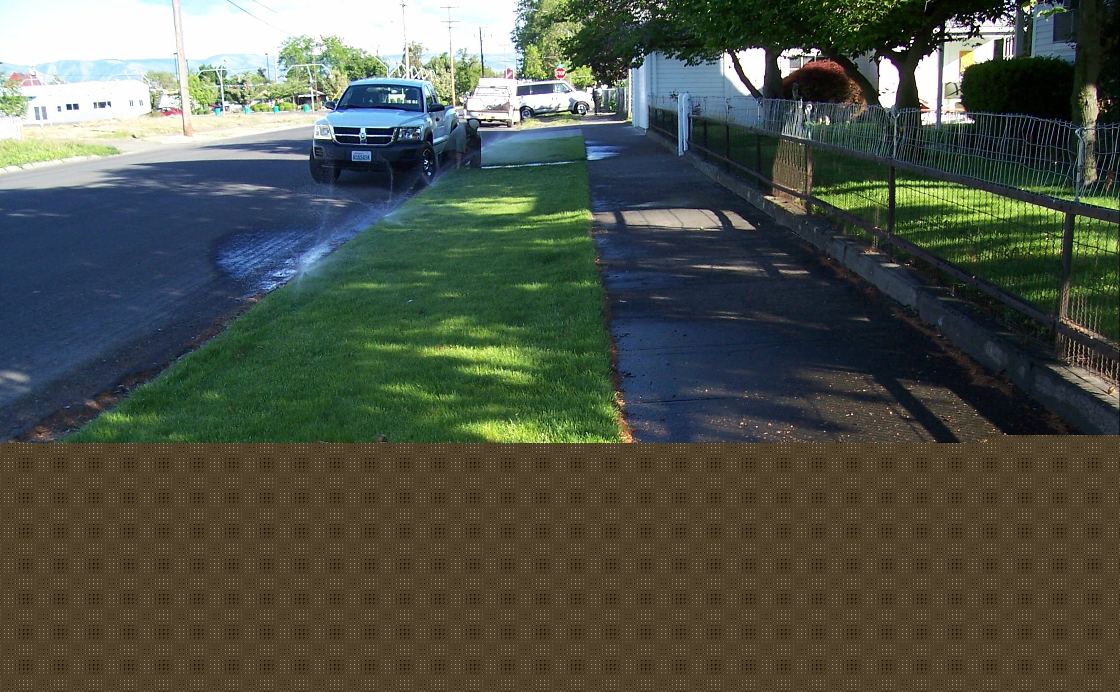 LANDSCAPE MAINTENANCE CONTRACTOR Full Lawn/Yard/Garden Services